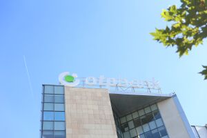 Clienţii OTP Bank pot să-şi amâne plata ratelor până în 29 mai 