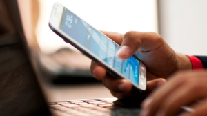 Bulgarii şi românii sunt pe ultimele locuri în UE la căutare de informaţii medicale pe Internet