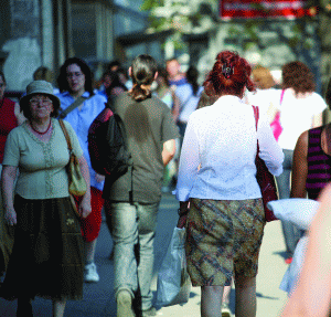 Autorităţile europene încearcă să redreseze economiile din regiune.