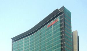 SUA reevaluează relaţia cu Huawei