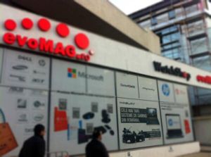 evoMAG aniversează 15 ani şi creşte cu 40% capacitatea depozitului 