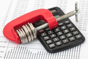 Datoria globală va creşte cu 70 trilioane dolari, la 325 de trilioane
