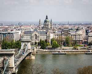 Ungaria menţine restricţiile de călătorie pentru România