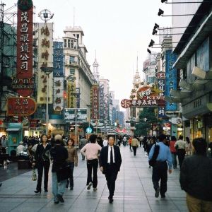 China avertizează SUA că va reacţiona la măsurile americane legate de Hong Kong