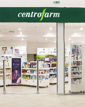 Una dintre noile farmacii "Centrofarm" deschise recent în Bucureşti.