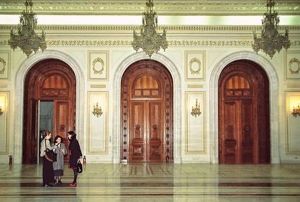 Deputaţii ALDE îl abandonează pe Tăriceanu şi trec la PSD