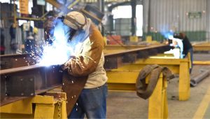 Probabilitatea unei reveniri economice în V, supraestimată de la început