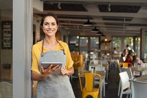 Sectorul serviciilor a fost afectat în toată Europa, mai puţin în Bulgaria şi România 