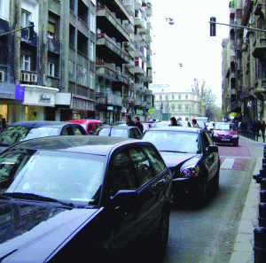 Guvernul a decis, săptămâna trecută, ca triplarea taxei pe poluare pentru autovehiculele second-hand să se aplice de la data de 15 decembrie.