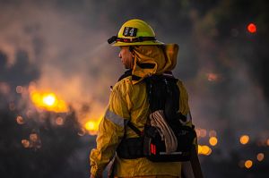 Mai multe tabere de pompieri deţinuţi au fost testaţi pozitiv cu covid