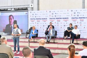 "Avem nevoie de măsuri urgente pentru reducerea decalajelor dintre mediul universitar şi cel profesional"
