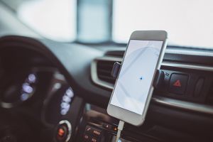 "Toţi dealerii, inclusiv producătorii, vor putea înmatricula autovehiculele noi printr-un document"
