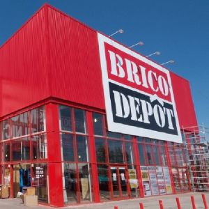 Fundaţia BricoDepôt lansează prima campanie de finanţare