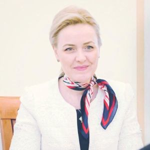 Carmen Dan