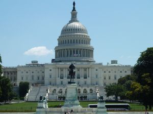 Audierea în Congres a liderilor Facebook, Google, Apple şi Amazon se amână