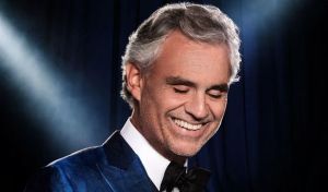 Andrea Bocelli a criticat guvernul italian pentru felul în care gestionează criza coronavirusului