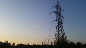 Transelectrica a început montarea cablurilor pe noua linie de înaltă tensiune Porţile de Fier - Anina