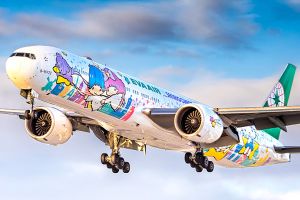 Eva Air operează zboruri către nicăieri cu un avion Hello Kitty