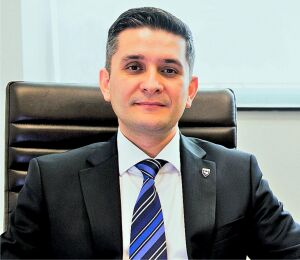 "Societatea românească a păstrat o reticenţă faţă de învăţământul online"