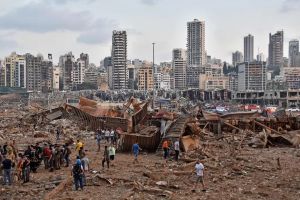 60 de clădiri istorice riscă să se prăbuşească în Beirut