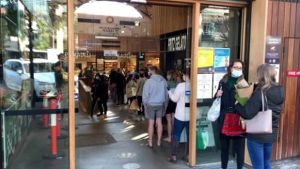 Stare de urgenţă extinsă într-un stat australian, în pofida reducerii cazurilor de infectare