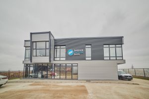 O companie din Iaşi investeşte 300.000 de euro într-o linie de producţie pentru mănuşi de unică folosinţă