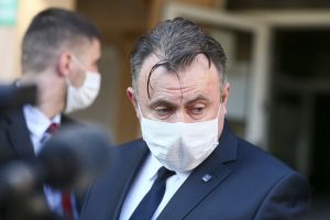 ''Dacă respectăm regulile, va fi o creştere uşoară, asumabilă, a cazurilor de COVID-19''