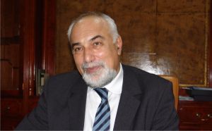 Varujan Vosganian solicită un raport privind datoria publică 