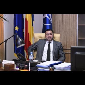 "Gruparea inculto-masonică-securoidă care conduce acum marele PSD nu poate ajunge la rezultatele lui Liviu Dragnea"