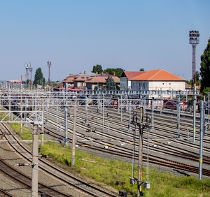 Alstom va furniza soluţii digitale de control al traficului şi lucrări integrate de infrastructură feroviară, între Braşov şi Sighişoara