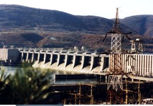 Hidroelectrica a modernizat staţiile de la transformare de la hidrocentralele Voila şi Viştea