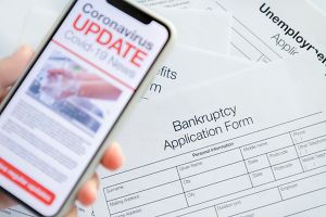 Peste 8.000 de firme şi-au suspendat activitatea în primele 9 luni ale anului