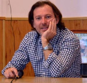 "Al treilea om în stat a îndemnat populaţia să mă linşeze ca pe Ceauşescu, aştept să-ţi ceri scuze"