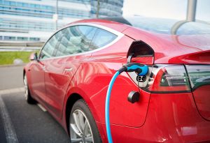 Elon Musk a dezvăluit că Tesla s-a aflat recent la o lună distanţă de faliment