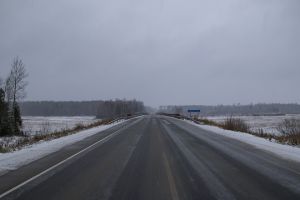Drumarii ameninţă că nu mai deszăpezesc şoselele dacă nu primesc salariile mărite