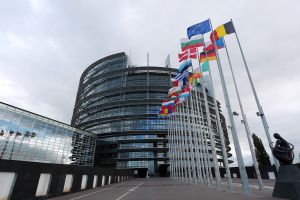 Uniunea Europeană a decis că drepturile consumatorilor pot fi apărate şi prin acţiuni colective în justiţie