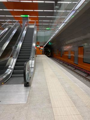 Circulaţia trenurilor de metrou, reorganizată după o tentativă de sinucidere