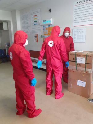 Crucea Roşie va ajuta pacienţii COVID-19 de acasă cu concentratoare de oxigen