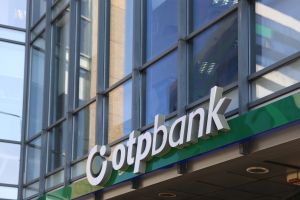LeZero - serviciul de banking 100% digital de la OTP Bank - are comision 0 pentru un pachet complex de servicii bancare 