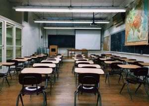 Ministerul Educaţiei şi Cercetării şi-a desfăşurat activitatea în mod netransparent