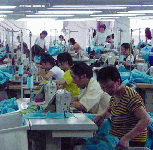 Economiştii cred că exporturile Chinei vor scădea cu 10% în 2009.