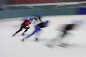 Patinatorii de la Petrolul Ploieşti fac perfomanţă deşi nu dispun de patinoar pentru antrenamente