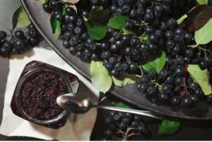 Aronia - fructul minune! Ce beneficii îţi aduce şi cum să îl integrezi în dieta ta alimentară