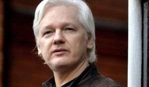 Un judecător britanic a refuzat extrădarea lui Julian Assange în SUA, unde riscă închisoarea pe viaţă