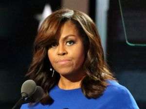 Michelle Obama mărturiseşte că a resimţit ''atât de multe emoţii'' şi a rămas cu ''foarte multe întrebări''