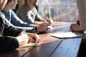 Ce sunt competenţele de comunicare şi cum să le prezinţi în CV?