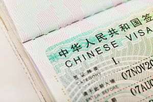 China nu va mai recunoaşte paşapoartele speciale britanice pentru cetăţenii din Hong Kong