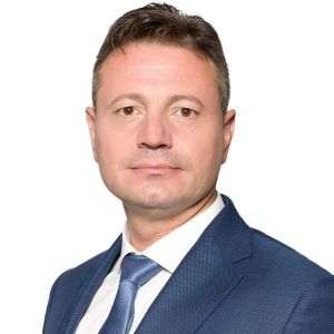 ''Preşedintele CJ Dolj a găsit ingenioasa soluţie să majoreze retroactiv salariile de 16.000 lei''
