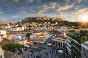 Grecia instituie lockdown deplin în Atena