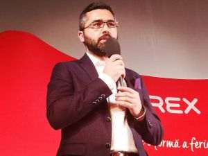 Ionuţ Radu, fondator Librex